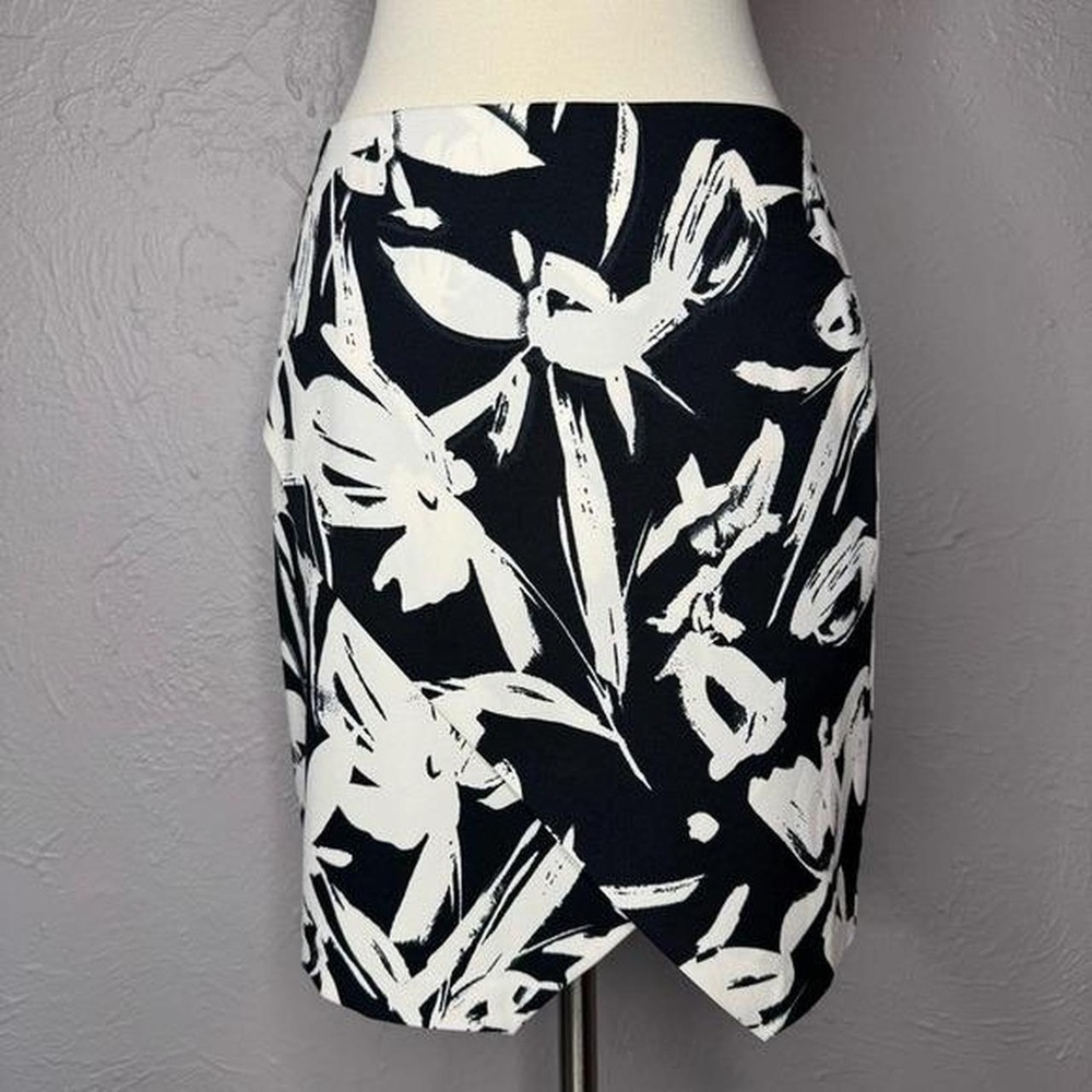 Banana Republic Vintage 2 Abstract Tropical Floral Skirt Black White Career - Picture 2 of 8